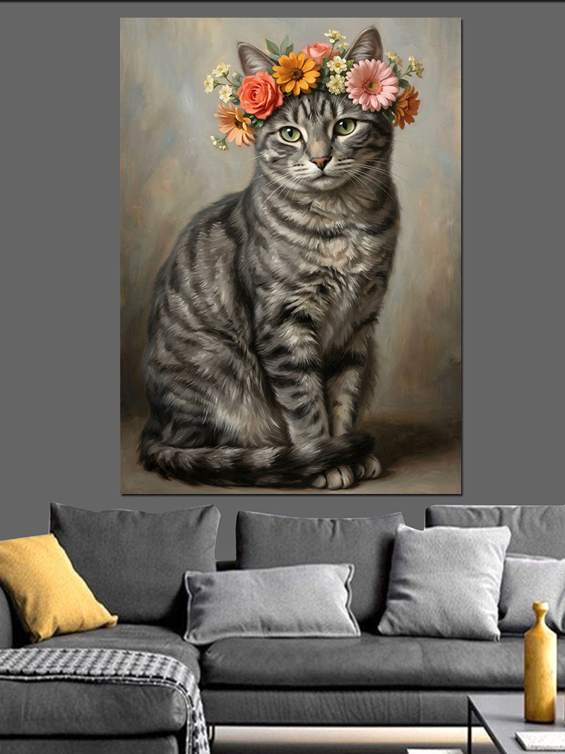 Çiçek Taçlı Gri Kedi Portresi Kanvas Tablo
