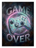 Neon ışıklı joystick ve "Game Over" yazılı pano.