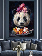 Meyveli Dondurma Yiyen Sevimli Panda Kanvas Tablo