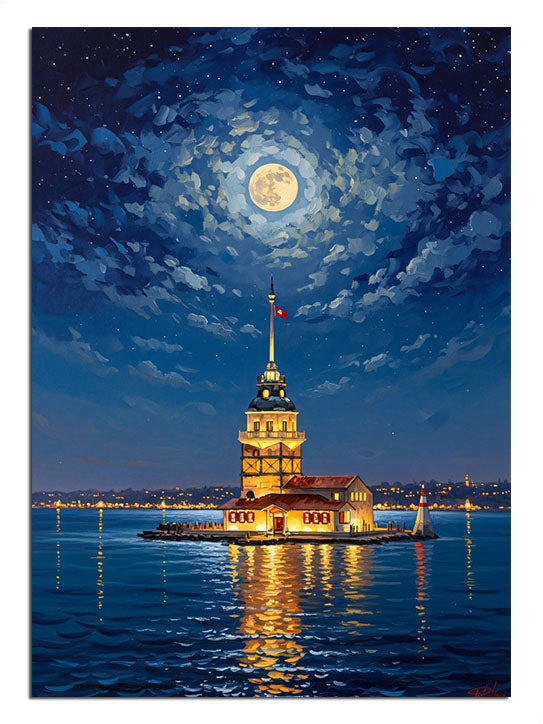 Mehtaplı bir İstanbul gecesinde ışıldayan tarihi Kız Kulesi.
