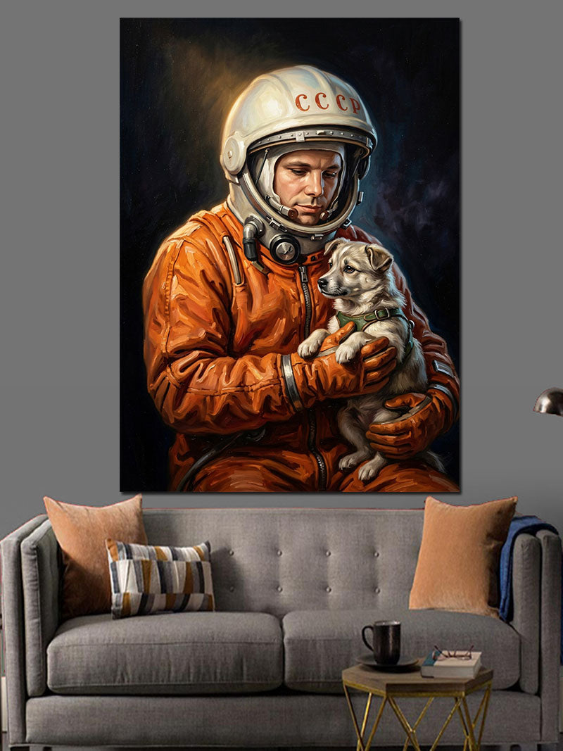 Kedisiyle Duran Modern Turuncu Astronot Kanvas Tablo