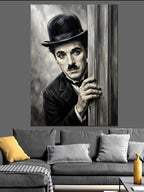 Kapı Arasından Bakan Charlie Chaplin Kanvas Tablo