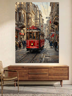 Yağmurlu Şehirde Kırmızı İstanbul Tramvayı Kanvas Tablo