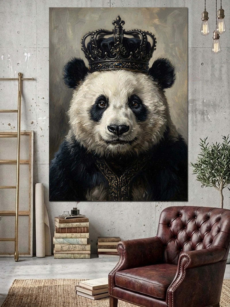 Taçlı Ve Pelerinli Panda Kral Kanvas Tablo