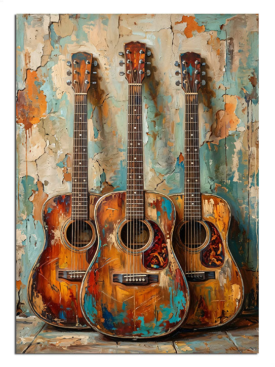 Eskitme duvarda asılı üç akustik gitar, vintage müzik duvarı tablosu.