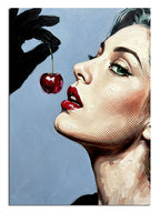 Kiraz tutan kırmızı dudaklı kadın portresi, pop-art insan tablosu.