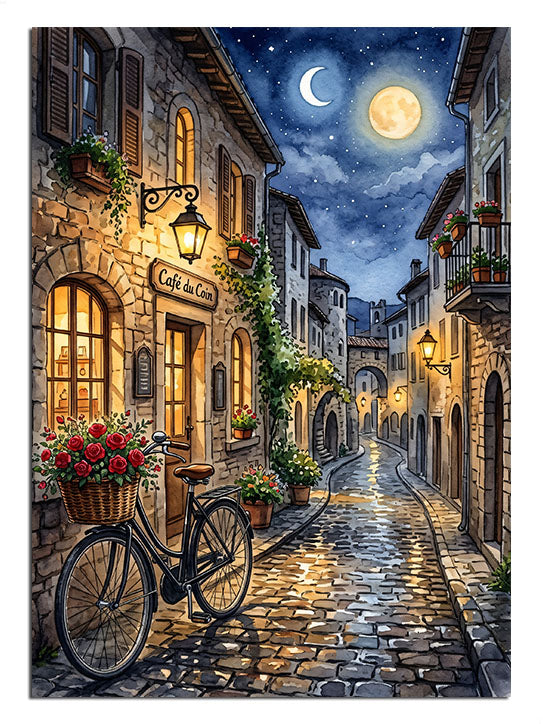 Ay ve hilal altında ışıklı taş sokak ve bisikletli cafe gece tablosu.
