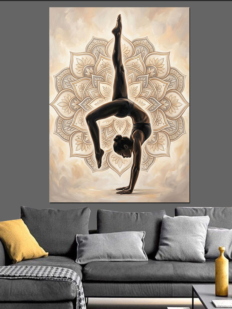 Mandala Önünde Yoga Yapan Kadın Kanvas Tablo