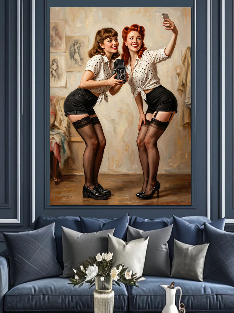 Selfie Çeken Retro Pin Up Kızlar Tablosu Kanvas Tablo