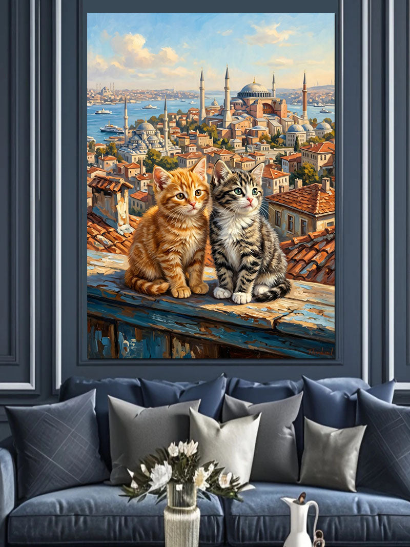 Çatıda İstanbul Manzaralı İki Kedi Kanvas Tablo