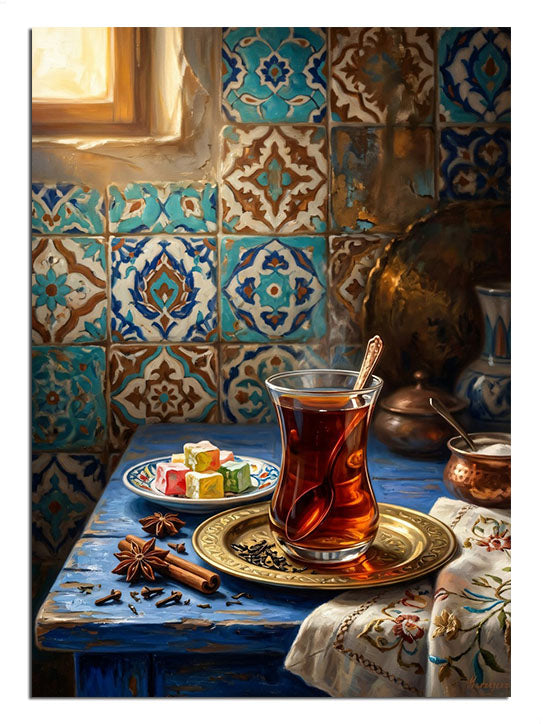 Çay bardağı ve lokumlu Türk çayı sofrası çinili