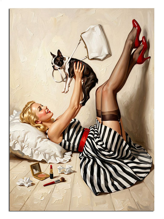 Yatakta bacaklarını kaldırmış kedi seven pin-up kadın