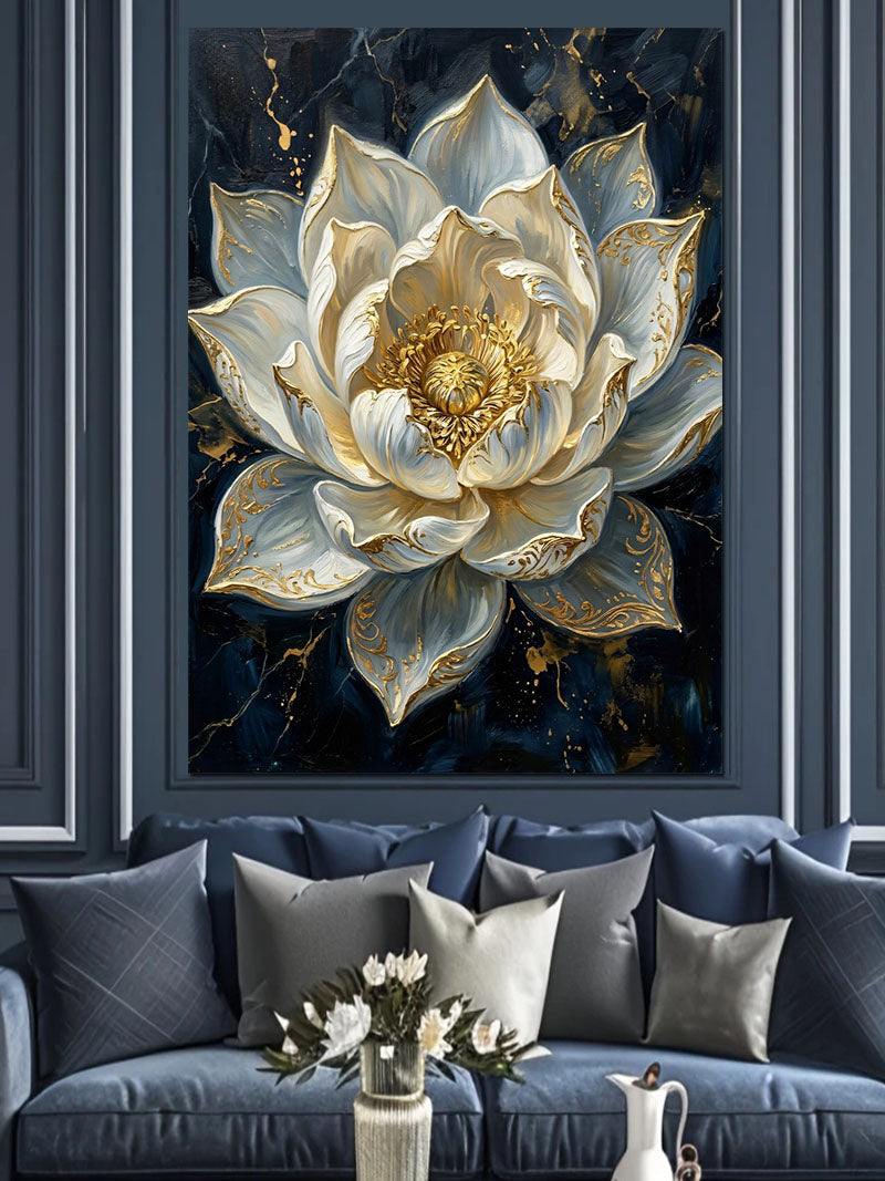 Altın Desenli Beyaz Lotus Çiçeği Kanvas Tablo