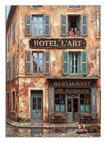 Hotel L'Art ve restaurant yazılı Fransız bina cephesi