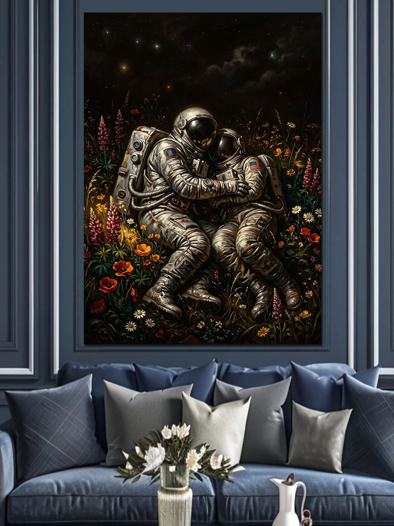 Çiçek Tarlasında Oturan Astronot Çift Kanvas Tablo