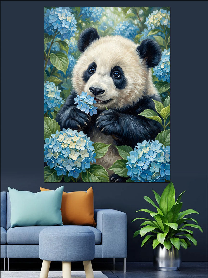 Mavi Ortanca Arasında Panda Yavrusu Kanvas Tablo