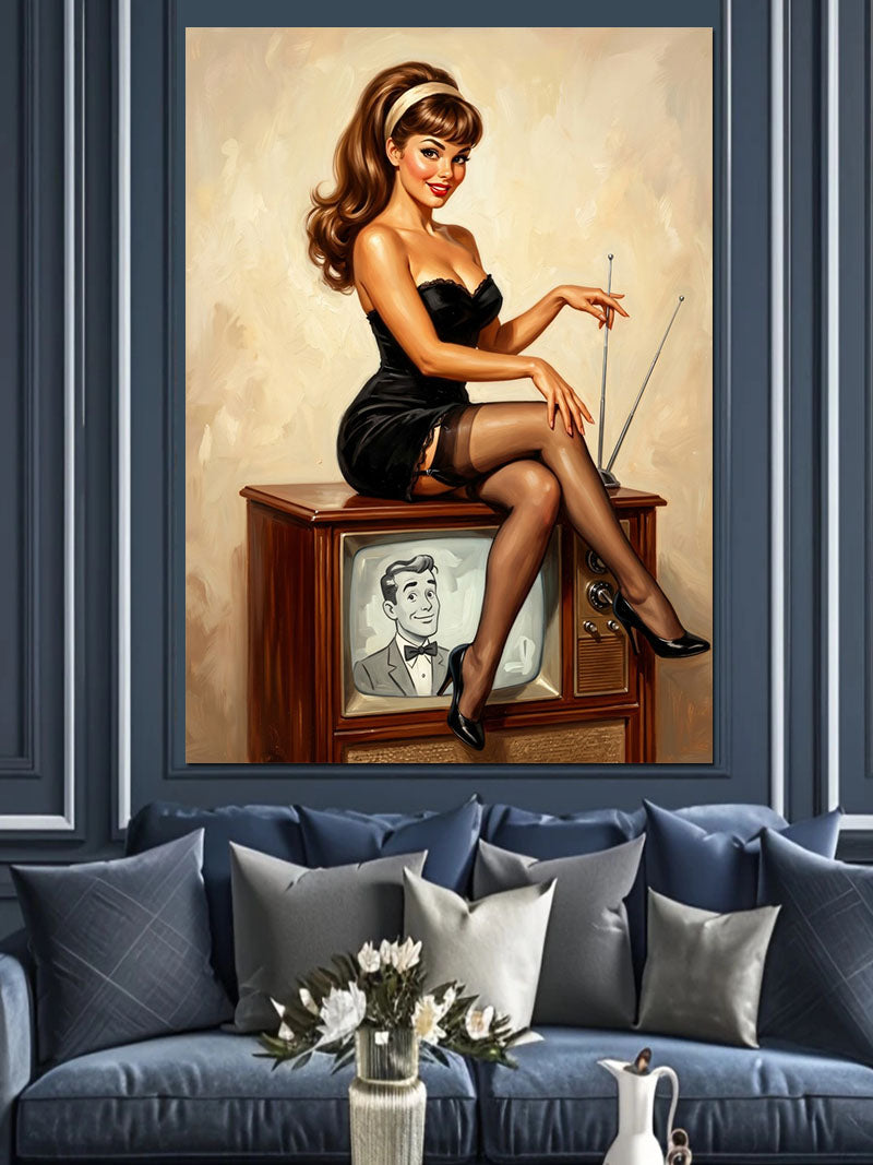 Televizyon Üzerinde Oturan Siyah Elbiseli Pin-up Kadın Kanvas Tablo