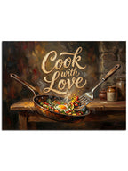 "Cook with Love" yazılı, dumanı üstünde tava.